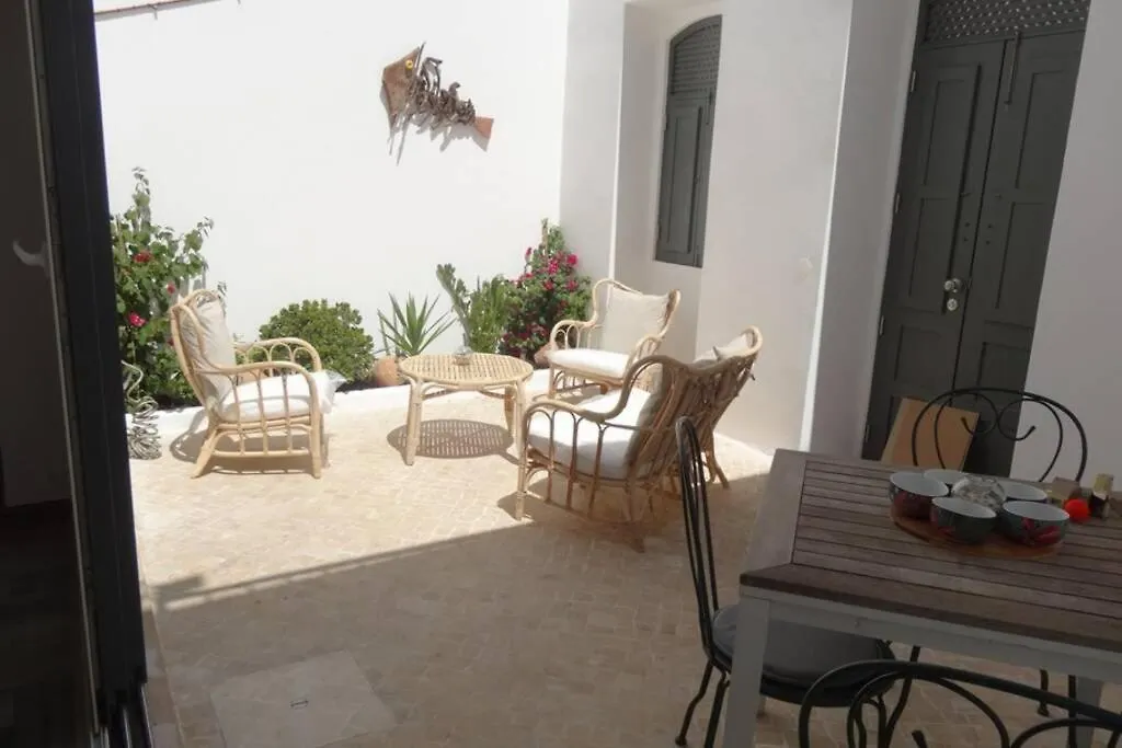 Ti Antonieta Villa Tavira